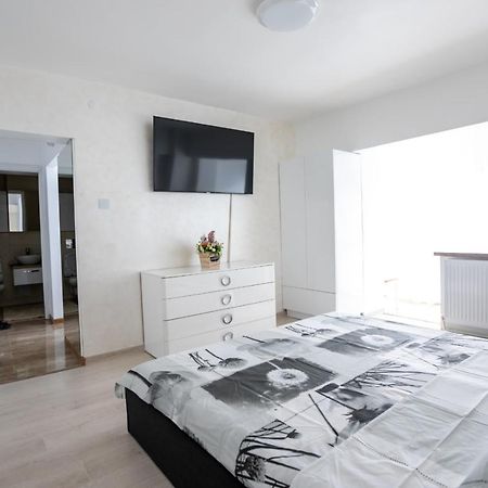 Apartament Central Târgu Jiu Exteriör bild